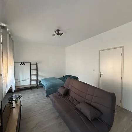 Dans Batisse De Charme Tarbes